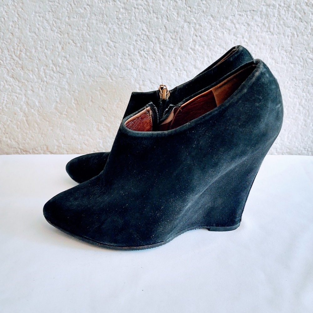 D&G Black Suede Ankle Boots Size 7